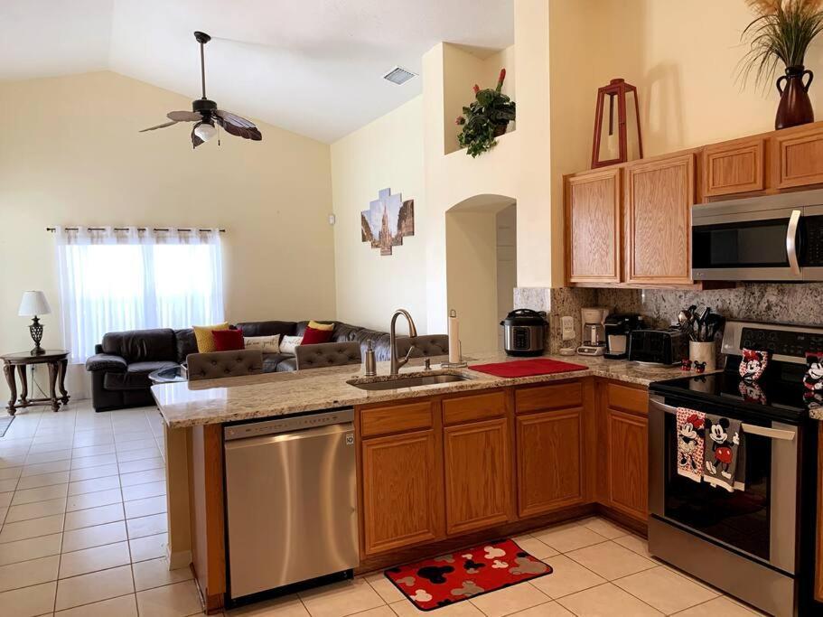 Minutes To Disney! Spacious Home W/ Private Pool, Themed Rooms! Orlando Luaran gambar