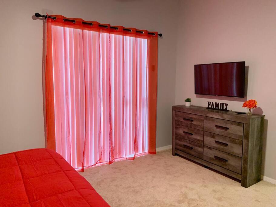 Minutes To Disney! Spacious Home W/ Private Pool, Themed Rooms! Orlando Luaran gambar
